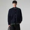 Nuevo suéter de punto estilo old money para otoño e invierno para hombre, chaqueta cárdigan de cuello redondo, hombro normal, estilo casual, venta al por mayor de fábrica transfronteriza
