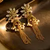 Brincos de Pena de Cauda de Pavão Vintage com Strass e Franjas para Mulheres, Brincos Longos de Pérola em Liga de Estilo Exótico