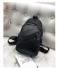 Bolsa mini casual da moda em couro macio estilo coreano, combina com tudo, nova bolsa de peito da moda para mulheres, fabricantes de bolsas traseiras suportam exportação
