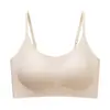 Base de maquillaje líquida con copa fija en la espalda, lencería invisible sin costuras para bustos pequeños, sensación de piel desnuda, sujetador strapless transpirable cómodo para mujeres