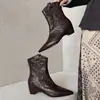 Botines cortos de piel genuina para mujer con aumento interno de altura, nuevo estilo otoño e invierno, punta fina, cierre de cremallera trasera, tacón medio, botines cortos ajustados para mujer