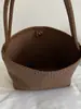 Bolsa de ombro retrô minimalista, bolsa casual de design nichado, novo estilo de verão 2026, bolsa única feminina de ombro