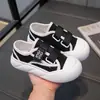 Zapatos Casuales de Suela Gruesa con Velcro para Niñas, Nuevo Estilo Coreano Popular Versátil de Nicho Zapatos de Panera Bonitos-Feos para Niños