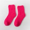 Calcetines de Terciopelo Coral de Colores Vivos, Calcetines de Mujer para Otoño e Invierno, Calcetines Gruesos y Cálidos de Color Puro para el Hogar, Calcetines de Toalla de Caña Media