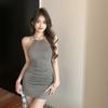 Vestido Sexy Americano de Alça Halter para Mulheres Verão Plissado Sexy Sem Costas Elástico Justo no Quadril Curto