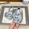 Zapatos de cuero para niñas para el verano de 2026, nuevos y elegantes zapatos rosas sencillos para niños, zapatos de baile modernos y simples para niñas