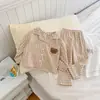 Novo Conjunto de Pijama Infantil Coreano para Primavera, Verão e Outono, Estilo Coreano, Cartoon de Urso, Manga Longa, Xadrez