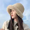 Bonito Sombrero de Pescador de Peluche con Estrella para Mujer, Nuevo Estilo Otoño e Invierno, Felpa Gruesa, Lindo y Versátil, Protección para los Oídos, Cálido, Hace que la Cara Parezca Más Pequeña