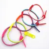 Suministro en stock color fluorescente plástico pulsera de dos colores personalidad moda pulsera con cremallera pulsera de cremallera de plástico