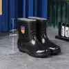 Botas de lluvia cálidas para hombre, botas de pesca de moda, botas de lluvia de seguridad para obras de construcción, zapatos impermeables de media caña para hombre, botas de goma largas y cortas para mujer