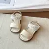 Sandálias Infantis 2026 Novidades de Verão Sapatos de Praia com Solado Macio para Crianças Sandálias de Renda Abertas para Meninas Sapatos Casuais