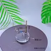 Soporte de exhibición cuadrado simple de acrílico, acero inoxidable y cristal con base transparente para especímenes de cristal y minerales