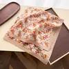 Bufanda Cuadrada Pequeña de Algodón Puro Floral de Primavera y Verano para Viaje Bufanda de Seda Estampada para Mujer Chal Protección Solar Bufanda Decorativa para el Cuello Pañuelo para la Cabeza Nuevo