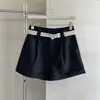 Shorts de estilo minimalista coreano de cintura alta en línea A con cinturón, pantalones de traje de Tencel fluidos, adelgazantes y favorecedores para figuras petite