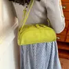 Bolsa de ombro de veludo para o trabalho, estilo simples de outono, bolsa de ombro versátil de camurça da moda, nova luxo leve feminina 2026