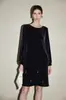 Vestido de Veludo de Seda para Mulheres 2026 Outono e Inverno Novo Estilo Manga Longa Gola Redonda Brilhante Diamante Solto Reto Seda de Amora Vestido