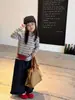Camiseta Nueva de Primavera Fugu Girls, Cárdigan Rayado para Niñas, Top Versátil Infantil, Ropa de Punto Elegante, Chaqueta Talla 26