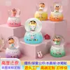 Bola de Cristal Personalizada Dibujo Animado Estatua de Xiaoxin Artesanía de Resina Adornos Anime Xiaobai Decoración de Regalo Adornos de Escritorio