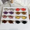 Nuevas Gafas de Sol Pequeñas de Marco en Forma de Diamante Metal de Medio Marco Europeas y Americanas para Mujer con Incrustaciones de Diamantes Perlas Anti-UV de Gama Alta para Hombre