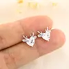 Pendientes de asta de alce con forma de corazón de Temu de venta caliente transfronteriza para mujer, diseño de nicho, alta gama, pendientes compactos y exquisitos