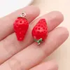 20 Colgantes de Frutas de Resina Roja Cereza Fresa Manzana Pimiento Verdura Colgante Pequeño Accesorios para Joyería DIY