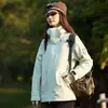Chaqueta funcional 3 en 1 para mujer para exteriores, chaqueta a prueba de viento e impermeable estilo montaña para hombre para senderismo y actividades al aire libre