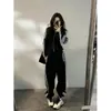 Nueva colección de otoño: Conjunto deportivo para mujer, nuevo diseño estilo coreano 2026, efecto adelgazante, aspecto de alta gama, compuesto por un cárdigan y pantalones de chándal