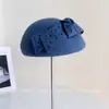 Boina de Lã com Laço Perfurado Estilo Tweed para Mulheres Chapéu de Feltro de Lã Australiana Outono e Inverno Chapéu de Celebridade Moda Chapéu de Aeromoça