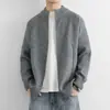 Suéter de cuello alto medio para otoño e invierno para hombre, tejido de punto nuevo estilo 2026, versión coreana juvenil, camisa base de color liso holgada, cárdigan