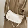 Bolso de Axila para Mujer 2026 Nuevo de Moda Verano Nicho Gama Alta Lujo Ligero Retro para Viajar Bolso de Hombro Bolso Cruzado