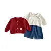 Conjunto de Tres Piezas Dianxi para Bebé: Camiseta Interior Bordada con Cuello, Chaleco Sencillo de Otoño Nuevo, Jeans con Corazón