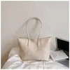 Bolsa Tote Grande Capacidade Moda Transfronteiriça Feminina 2026 Nova Simples Casual Bolsa de Ombro Versátil para Trabalho e Dia a Dia Feminina