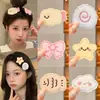 Dulces accesorios para el cabello de otoño e invierno para mujer, con un diseño de caricatura y un estilo divertido y juguetón, con una nueva colección 2026 de lindos pasadores para el cabello para niños