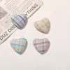 Atmosfera de Menina Doce Macaron Xadrez Coração Botão DIY Presilha de Cabelo Capa de Celular Mala Sapatos Meias Acessórios de Roupa