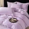 Juego de cama de cuatro piezas estilo Chanel, terciopelo de leche mate para invierno, bordado, engrosado, forro polar de doble cara, alta densidad, funda de edredón 4