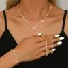 Moda Europeia e Americana Conjunto de Colar, Brincos e Pulseira Full Diamond com Strass Estilo Quente da Amazon Conjunto de Três Peças Corrente de Garras Full Diamond com Strass