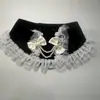 Babero para gato blanco y negro transfronterizo, collar de muñeca, ribete de encaje, bufanda a rayas para perro, venta al por mayor