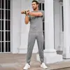 Conjunto Esportivo Transfronteiriço Masculino Tendência Cor Sólida Conjunto de Duas Peças Camiseta Gola Redonda Slim Fit Moda Casual Conjunto Esportivo Masculino