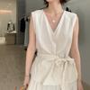 Conjunto de Roupa de Verão Coreana Dongdaemun Simples Elegante de Alta Qualidade com Regata de Alça Decote V para Mulheres + Calça de Cintura Alta com Efeito Emagrecedor de Perna Larga