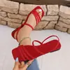 Sandalias Planas de Tira Fina con Tacón Bajo Estilo Coreano Nuevas de Verano 2026, Cómodas y Versátiles, Elegantes Sandalias de Gamuza para Mujer con Una Sola Tira