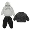 Conjunto de Invierno a Cuadros Acolchado de Tres Piezas para Niños Estilo Coreano Conjunto de Sudadera con Capucha Todo en Uno de Forro Polar para Niños Ropa Elegante para Bebés Niños