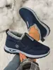 Zapatos de Algodón de Invierno 2026 para Mujer de Mediana Edad y Mayores, con Felpa y Engrosados, Suela de Montañismo, Zapatos de Algodón Cálidos, sin Cordones, Suela Plana, Botas de Nieve
