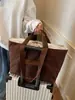 Bolsa Leve Expansível para Viagem de Curta Distância, para o Trabalho e Viagens de Negócios, Bolsa de Armazenamento de Bagagem de Mão de Grande Capacidade, Bolsa de Ombro Fitness de Cor Sólida