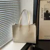 Bolso de Moda de Gran Capacidad 2026 Otoño Nuevo Bolso de Hombro para Mujer Versátil para el Viaje Diario Bolso Tote Simple para el Trabajo
