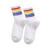 Nuevos Calcetines de Rayas Arcoíris para mujer de otoño e invierno de canalé raya horizontal algodón media pantorrilla calcetines para mujer personalizados estilo callejero calcetines de algodón fabricante