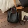 Bolso de Mano Vintage Nuevo de Invierno 2025 para Mujer Transfronterizo Bolso Cubo de Moda Tendencia Bolso Cruzado Casual