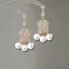 Brincos de Flor de Lírio-do-Vale com Brilho Total de Diamante Estilo Francês Luxo Leve Nova Moda Artesanato Pesado Elegante Pequeno Aroma Brincos com Pingente de Pérola