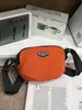 Shuai Mi Jia 2026 Nuevo Bolso Cruzado Casual de Principios de Otoño Bolso Personalizado para Teléfono Bolso de Hombro Simple Moderno de Moda Elegante