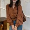 Top de Nicho Chic y Hermoso Diseño Estilo Francés, Se Puede Usar con una Linda Camisa de Manga Larga con Ribete de Encaje Color Café para Mujer, Otoño 2025