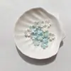 Nuevo Estilo Flor de Cerezo Estampada en Oro con Bordes Dorados y Plateados 15 mm Pétalos Perlados de Dos Tonos Materiales Hechos a Mano para Bricolaje Accesorios para el Cabello de Estilo Antiguo Ramo